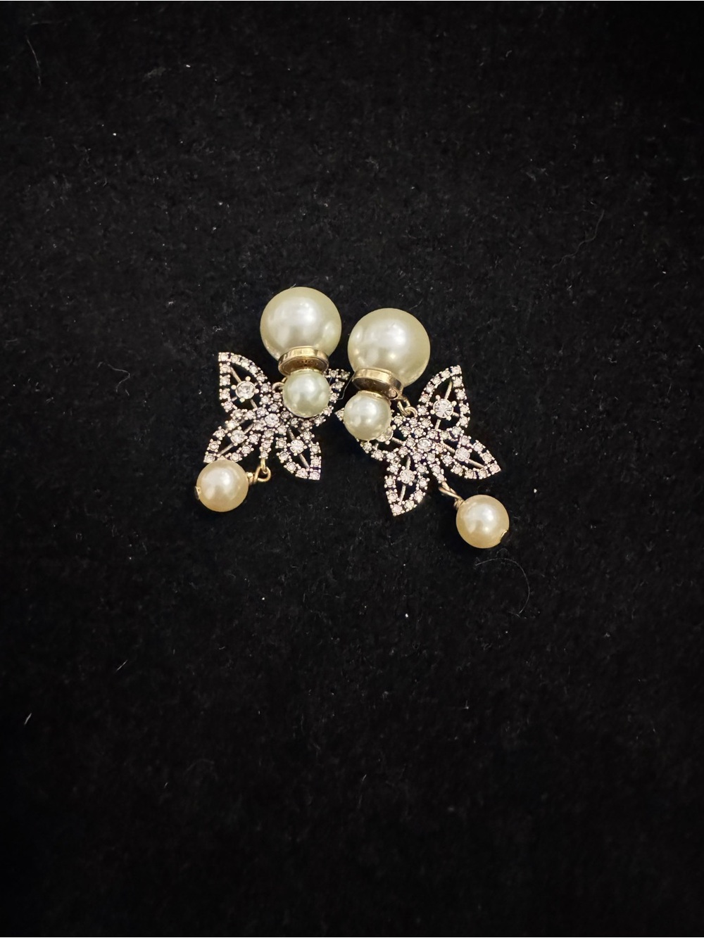 Dior Pearl and Crystal Gold-Tone Floral Drop Earrings - Picture 8 of 9